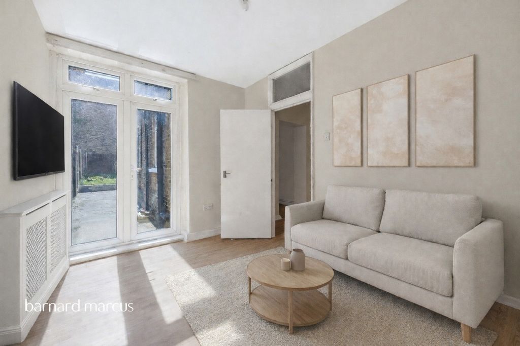 Property photo 2 of 26