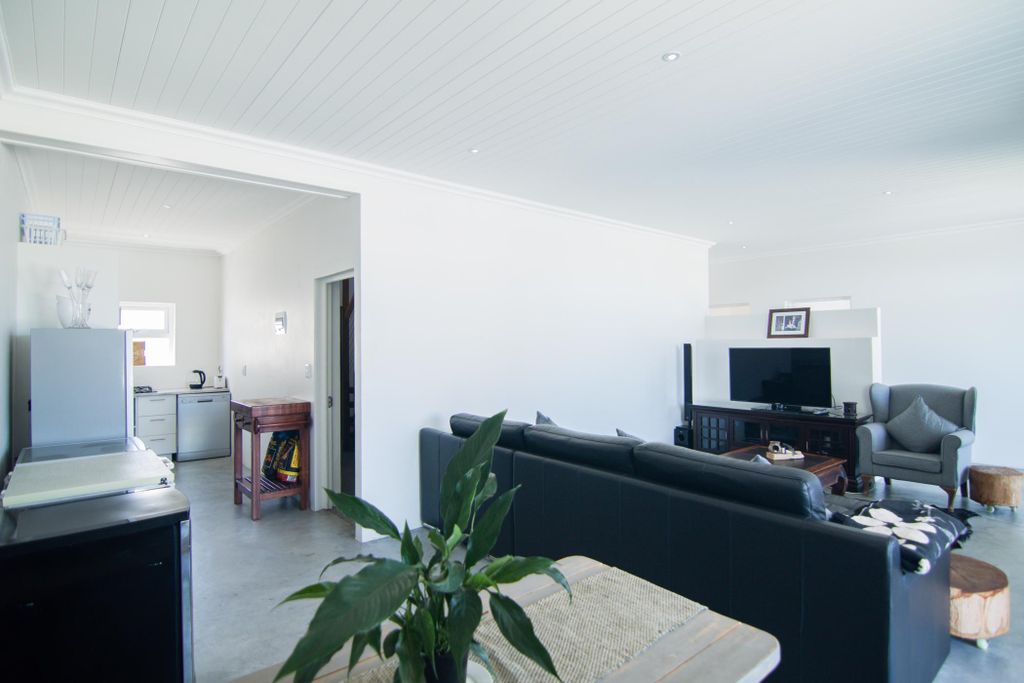 Property photo 3 of 38 1TV1707467