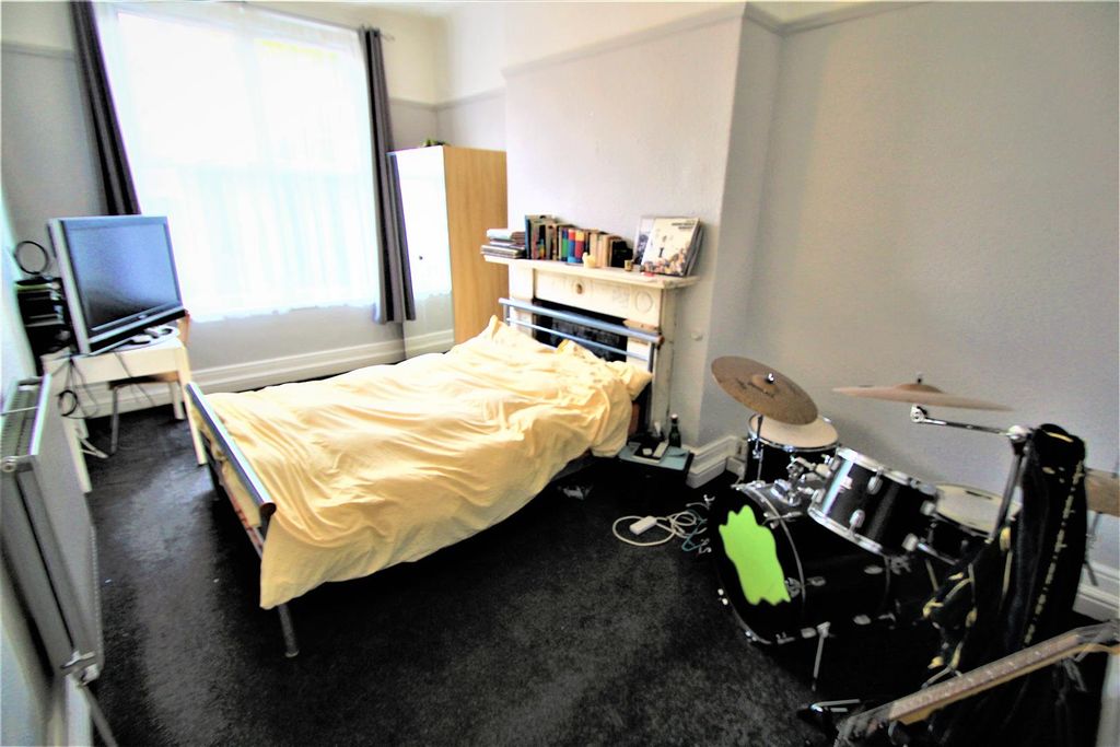 Property photo 3 of 4 Property Photo