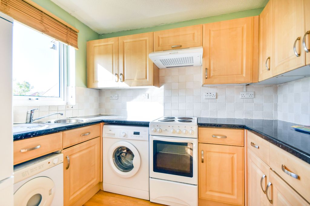 Property photo 1 of 9