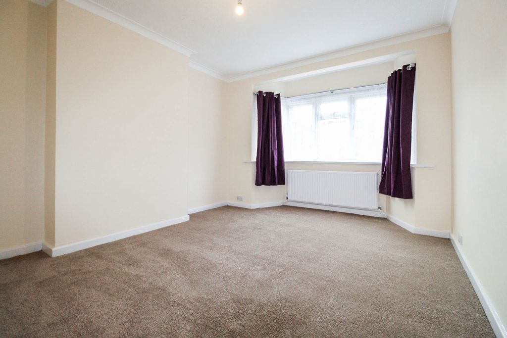 Property photo 2 of 11 Gallery