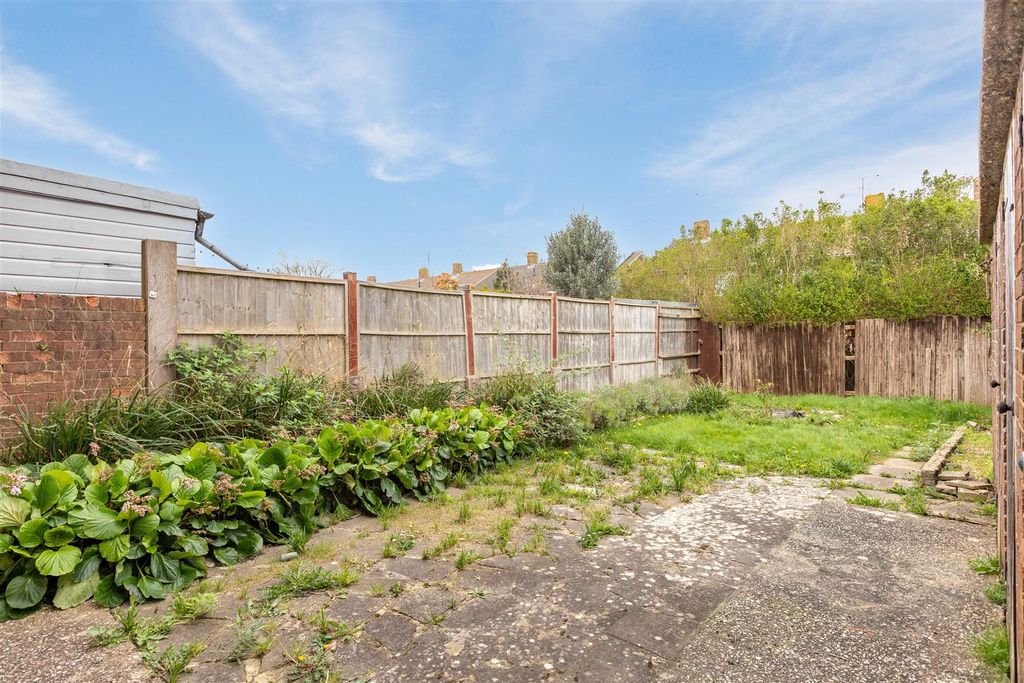 Property photo 3 of 13 May-15.Jpg