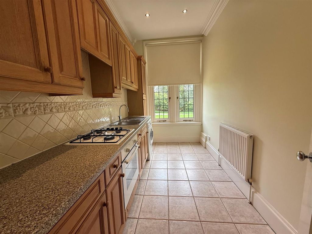 Property photo 3 of 8 Kitchen.Jpg