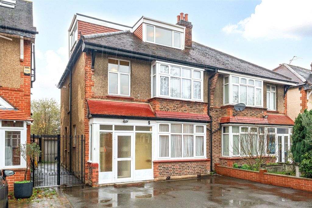 Property photo 1 of 21 Picture No. 04