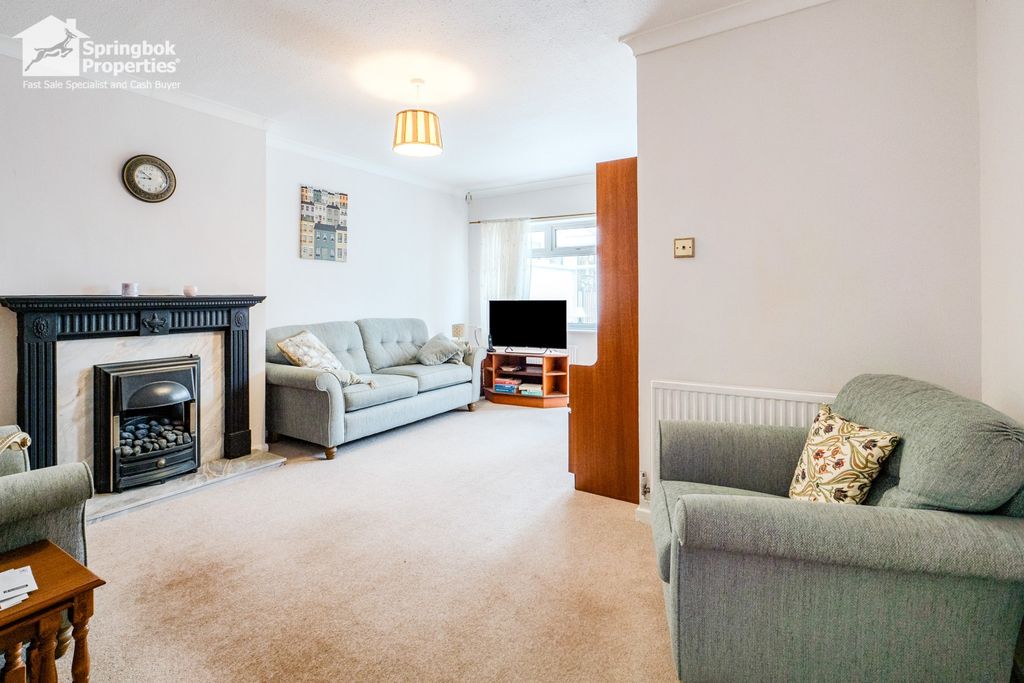 Property photo 3 of 16 Image 2