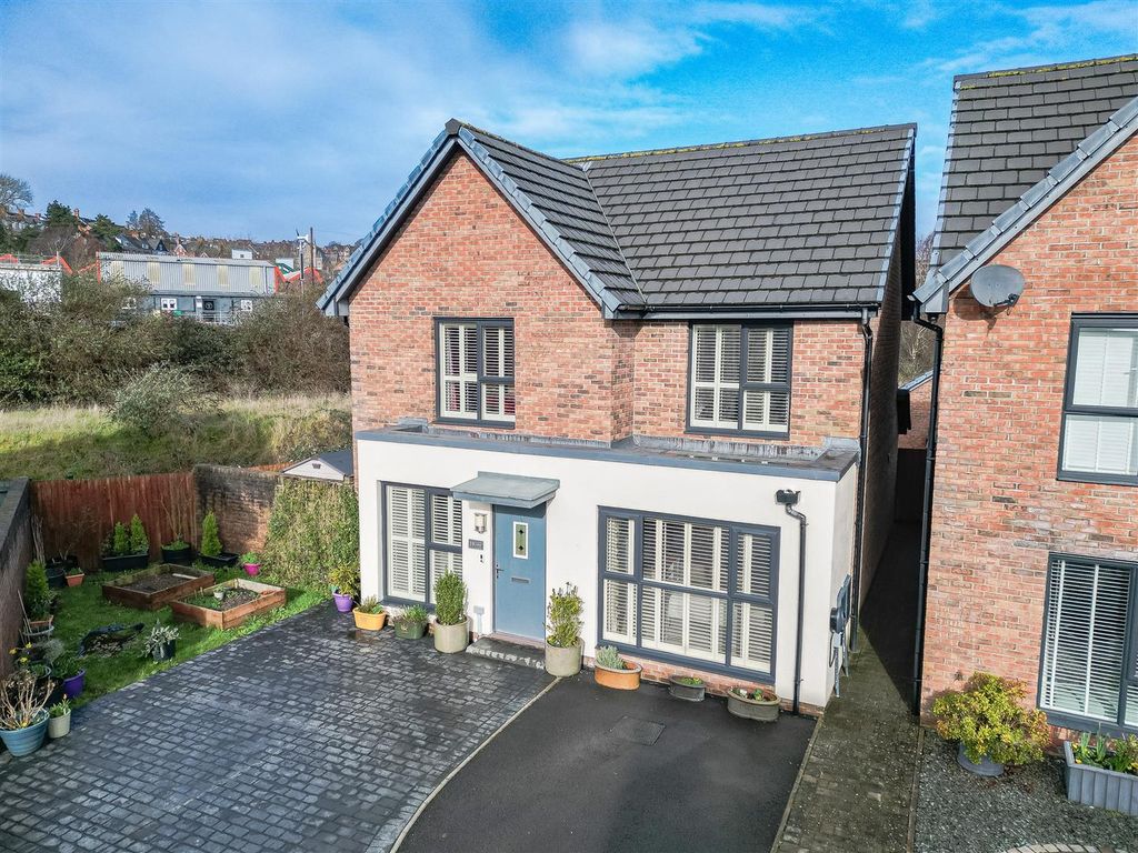 Property photo 1 of 26 Front