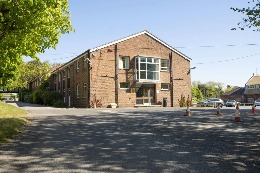 Property photo 3 of 13 The Grange Ext_000.Jpg