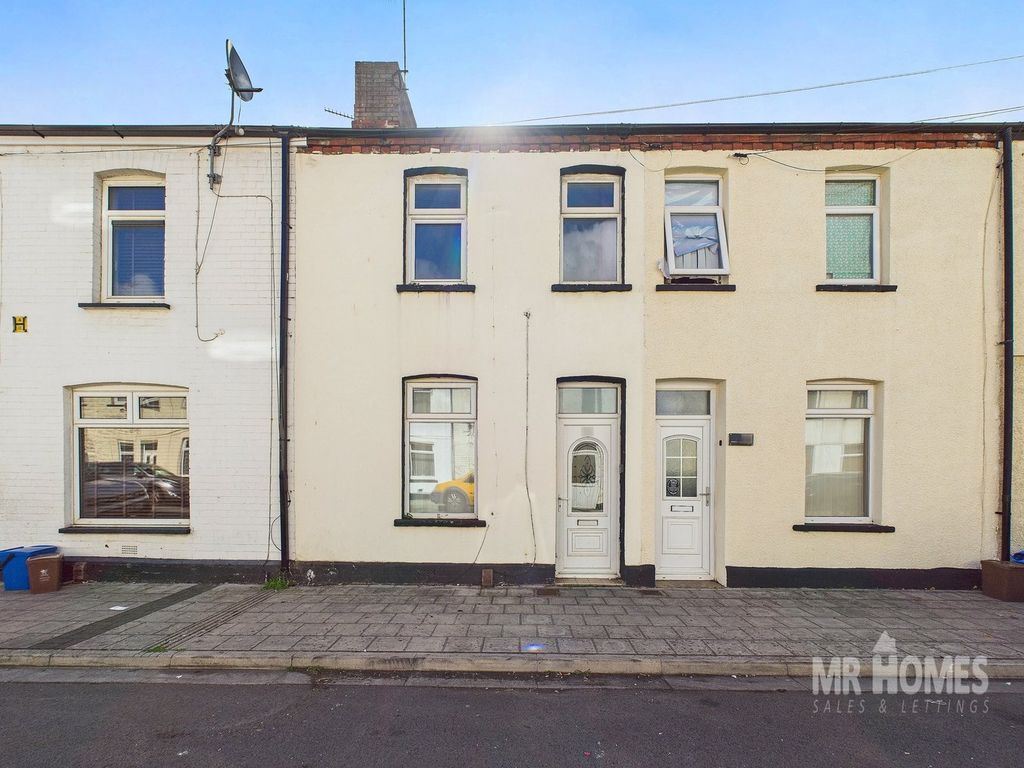 Property photo 1 of 24