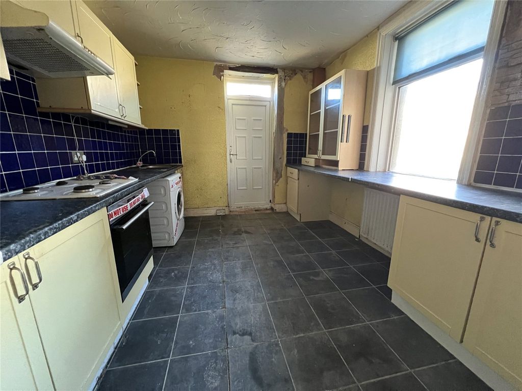 Property photo 3 of 14 Picture No. 04