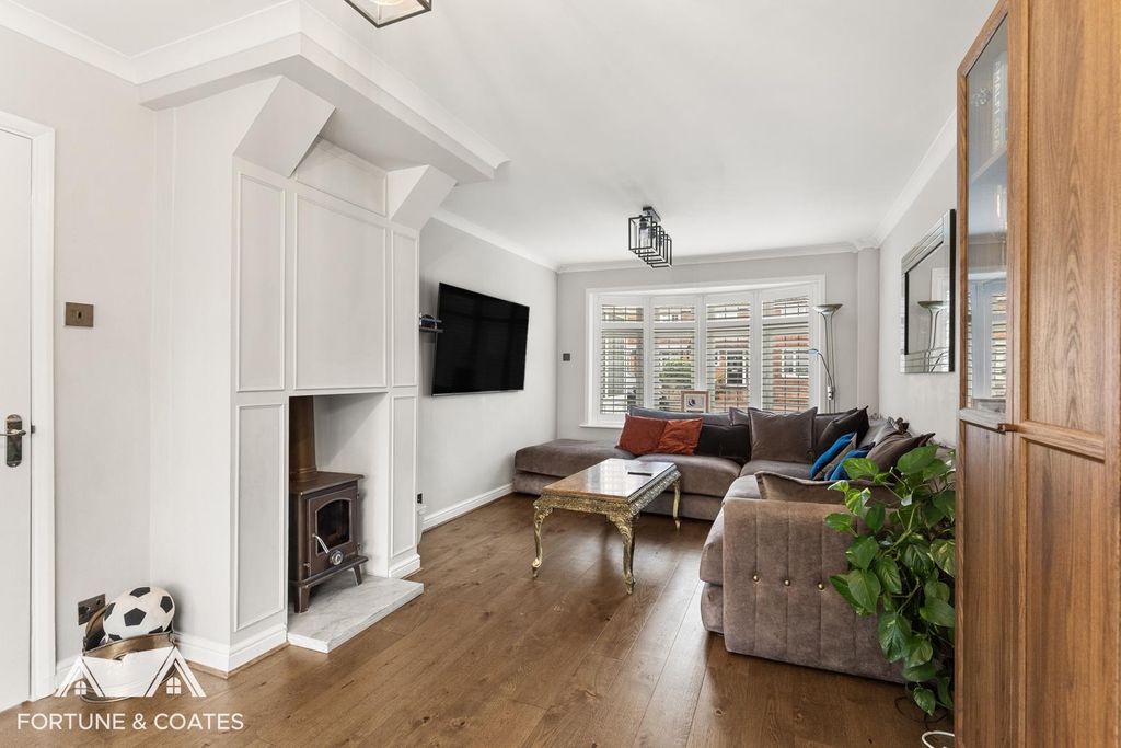 Property photo 2 of 29 Templemead_20.Jpg