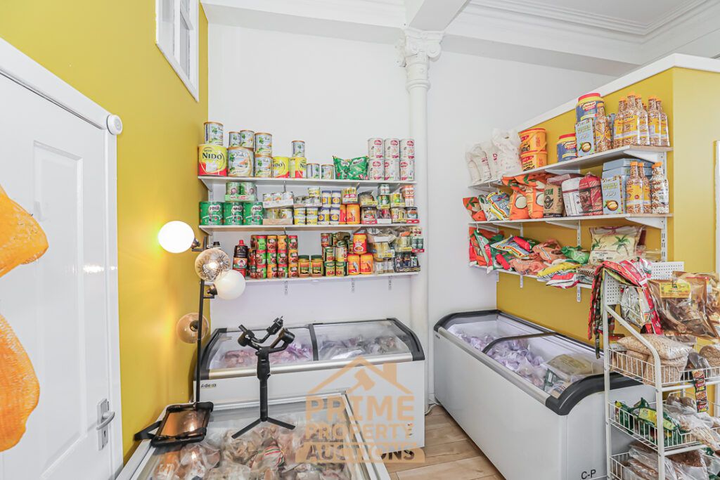 Property photo 3 of 34