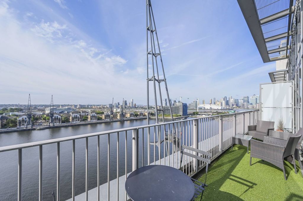 Property photo 3 of 22