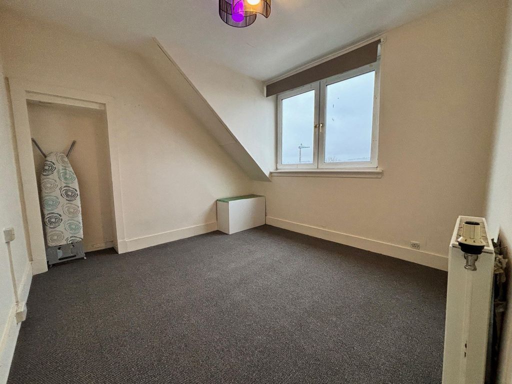 Property photo 2 of 4