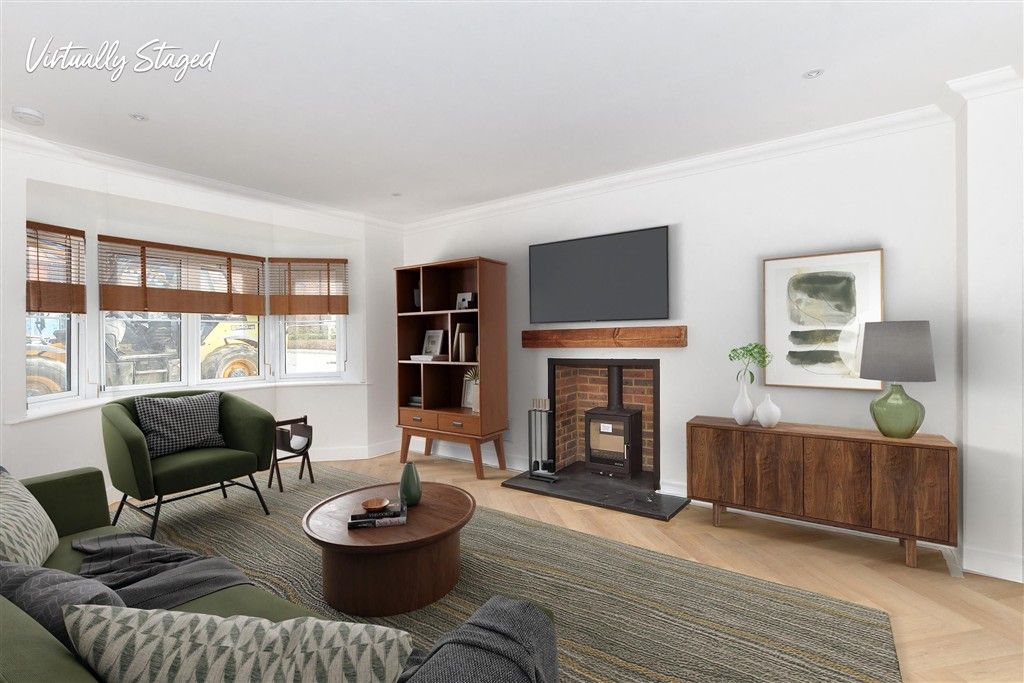 Property photo 2 of 8 Lounge