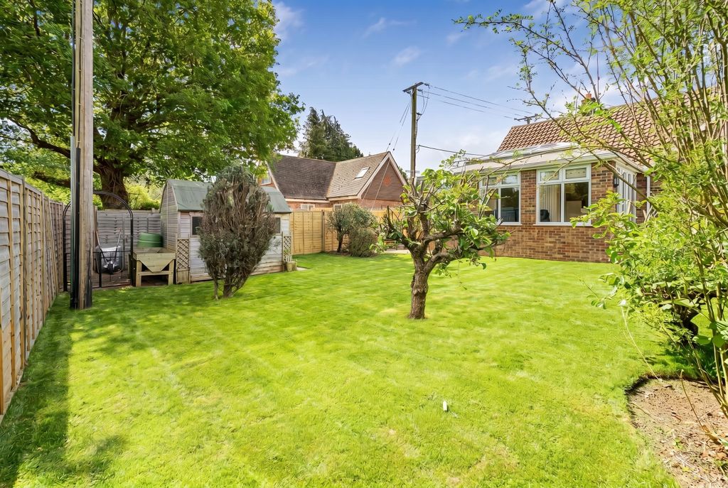 Additional image 19 of 3 bed detached bungalow for saleRiverside Close, Liss, Hampshire GU33