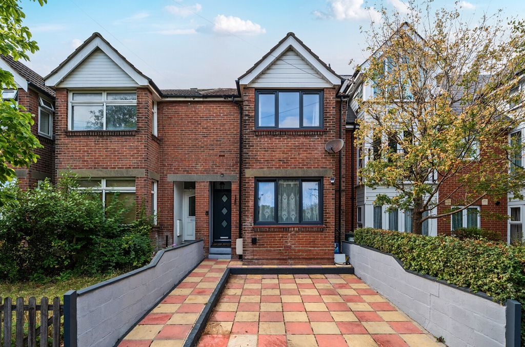 Property photo 1 of 23 1515995-2-6A998Be...