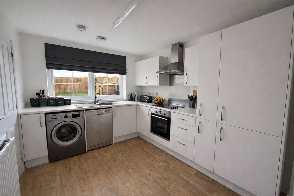 Property photo 3 of 7 Picture No. 04