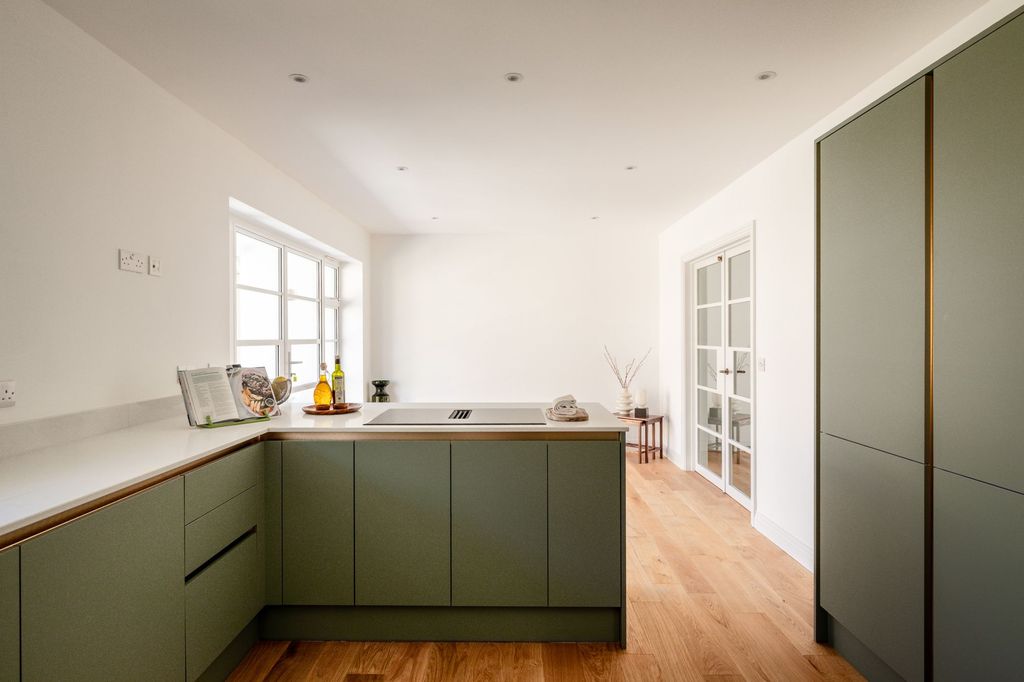 Property photo 3 of 22