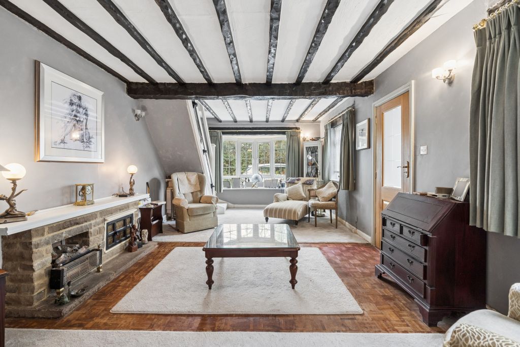 Property photo 3 of 13