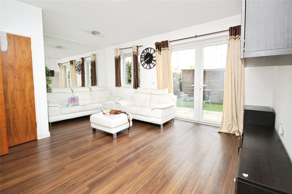 Property photo 1 of 12 Picture No. 09