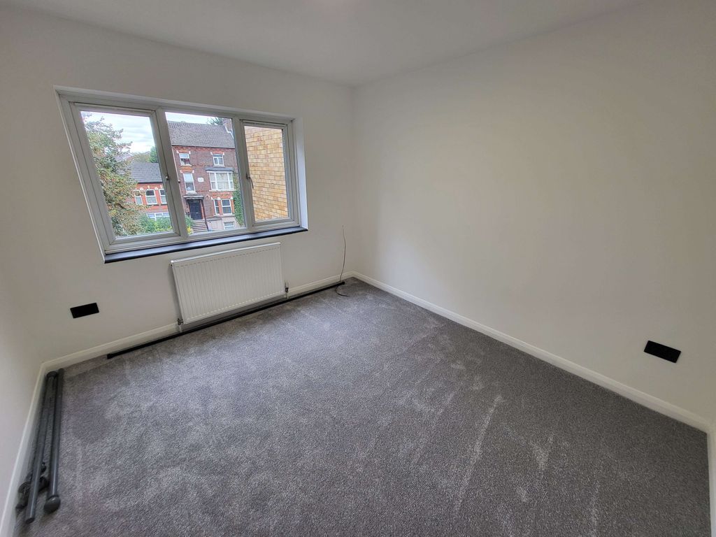 Property photo 3 of 12 Gallery