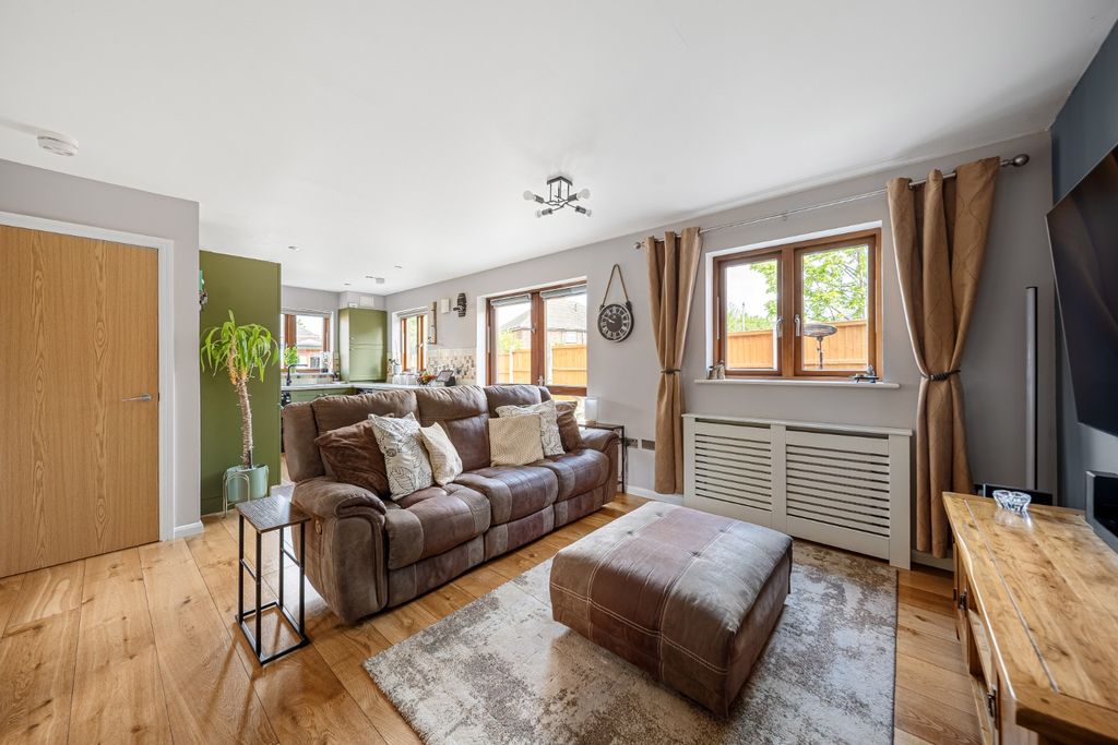 Property photo 2 of 26 5087243