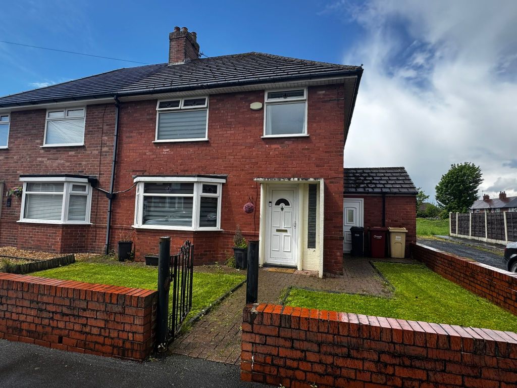 Property photo 1 of 14 0c71A010-3354-44Ef-A641-037B16c33d59
