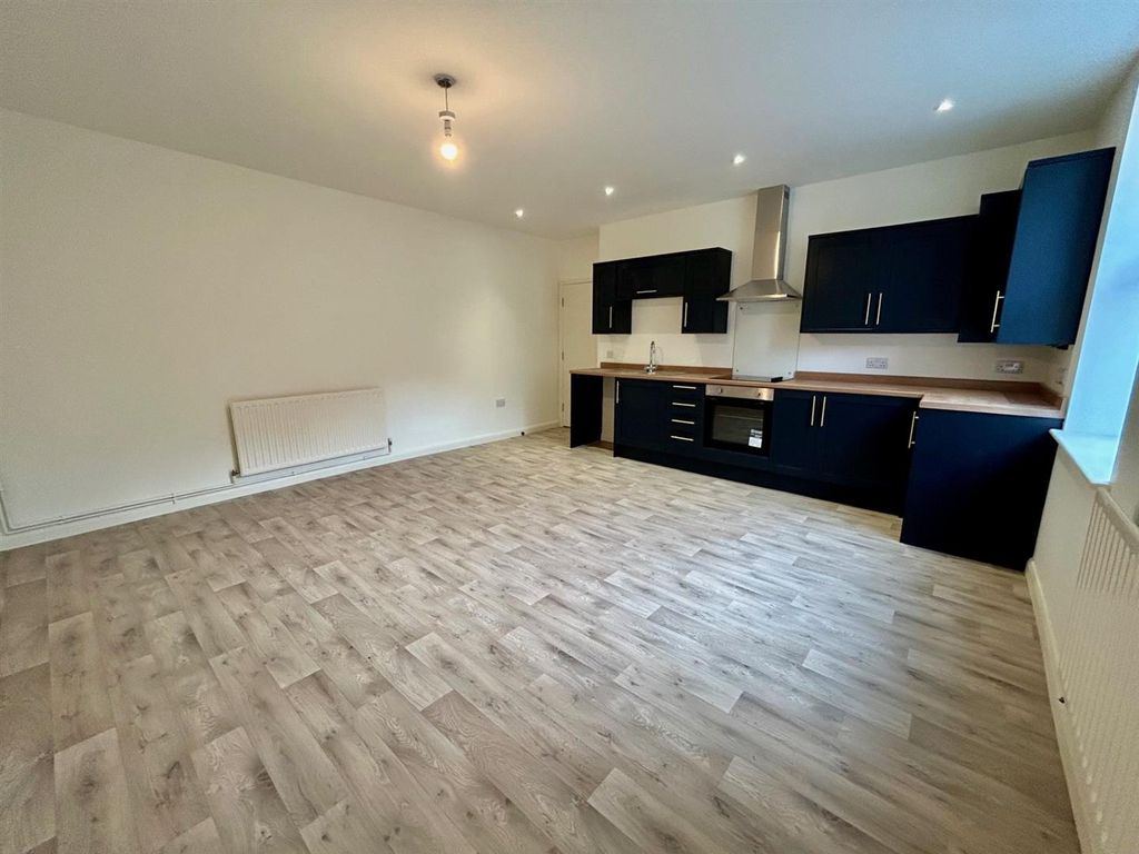 Property photo 2 of 11 Thumbnail_Img_8954.Jpg