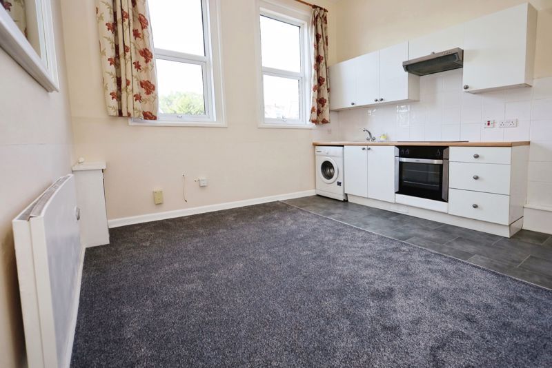 Property photo 2 of 11 Photo 7
