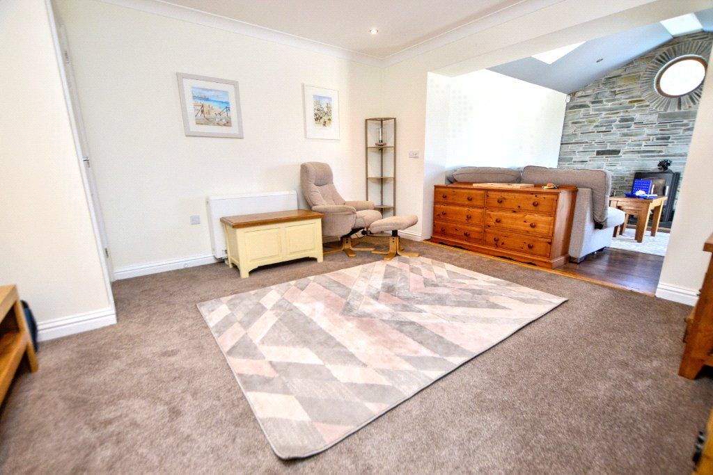 Property photo 2 of 17 Picture No. 30