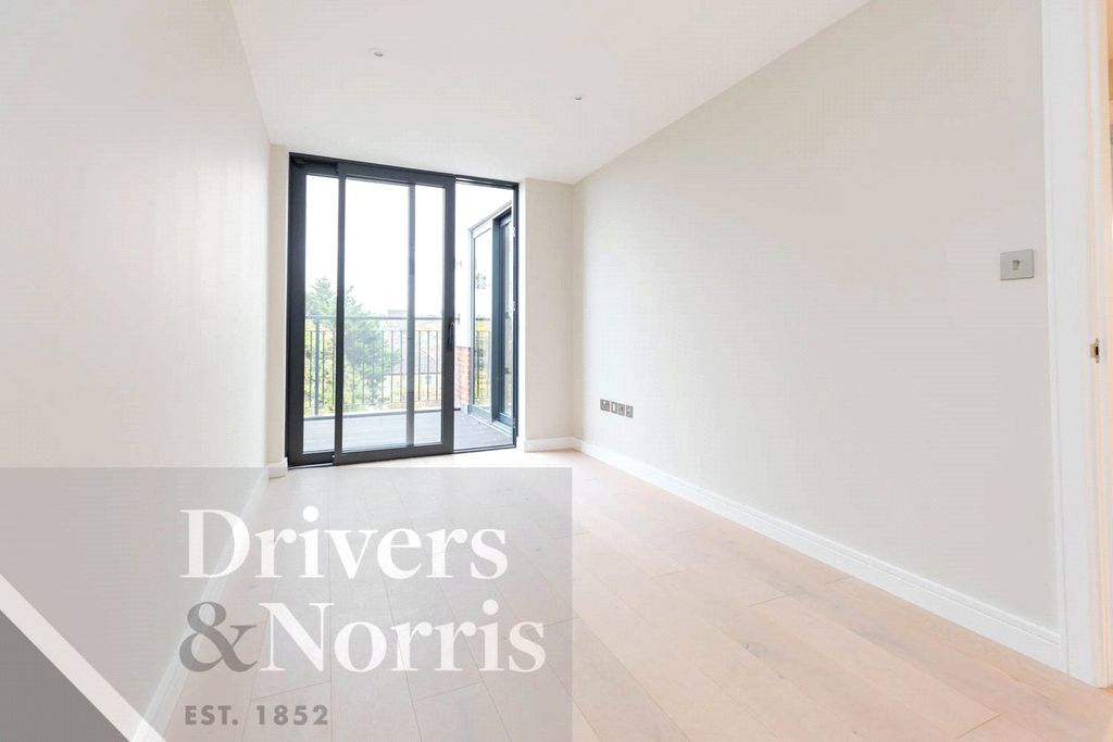 Property photo 3 of 8 Picture No. 03