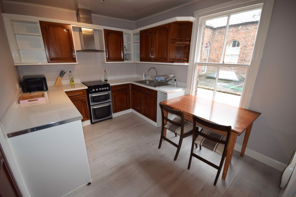 Property photo 2 of 13 Kitchen / Diner