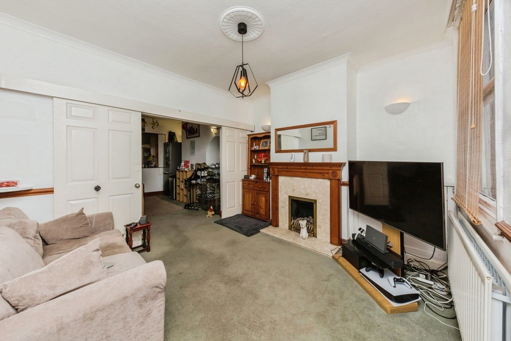 Property photo 2 of 18 Pbox-Img.Jpg