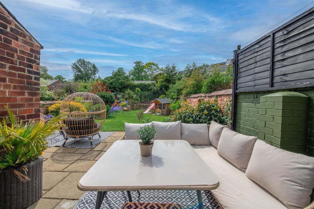 Property photo 3 of 27 Exterior And Gardens