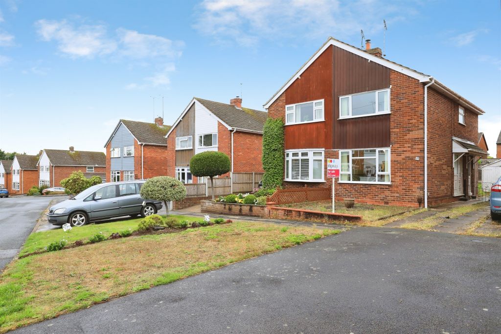 Property photo 1 of 18