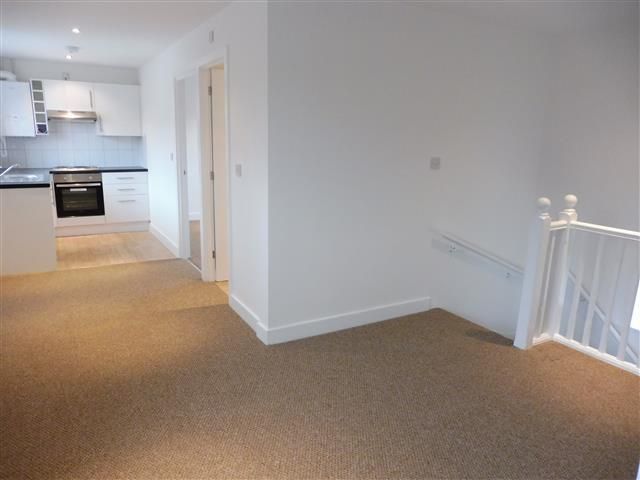 Property photo 2 of 11 Living Room