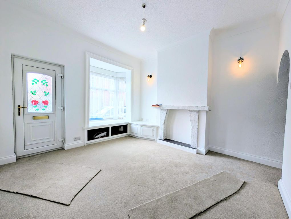 Property photo 3 of 13 Bedroom 1