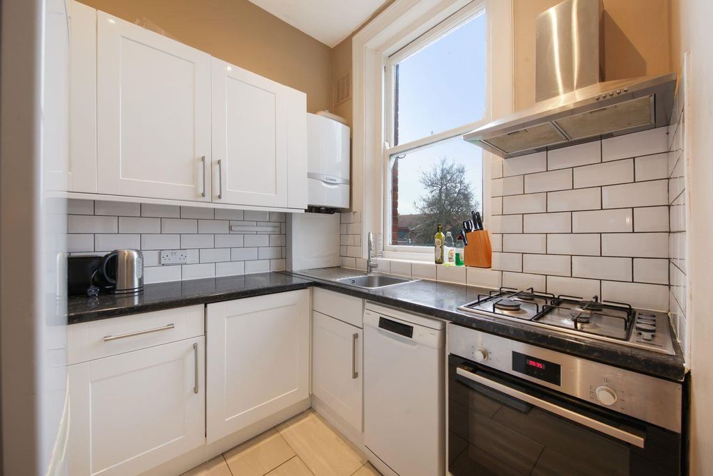 Property photo 2 of 8 19194707 (12).Jpg