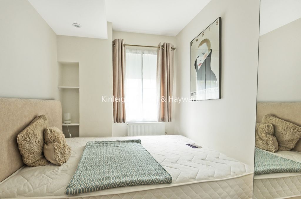Property photo 3 of 6 4F7606A4-9Af0-4E46-A