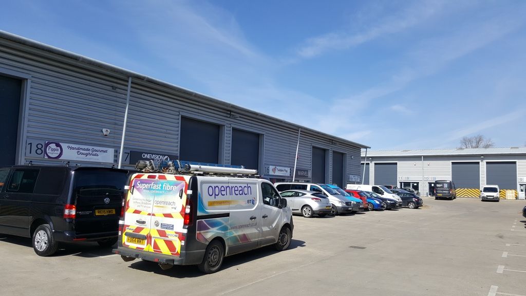 Property photo 2 of 9 Photo 3