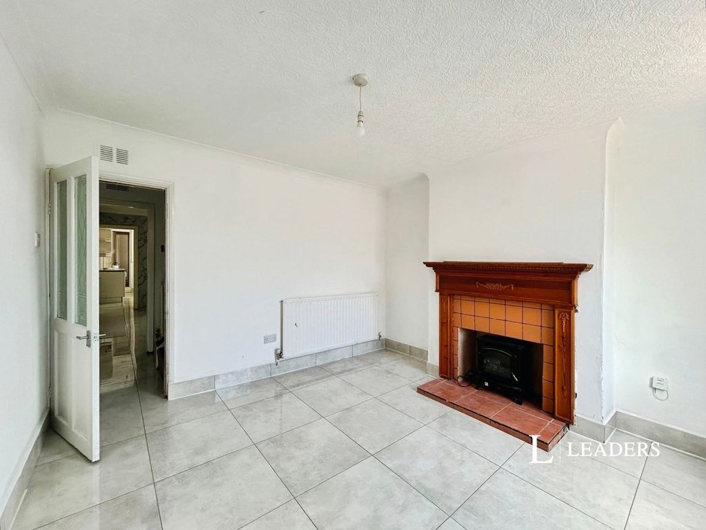 Property photo 3 of 16 Pbox-Img.Jpg