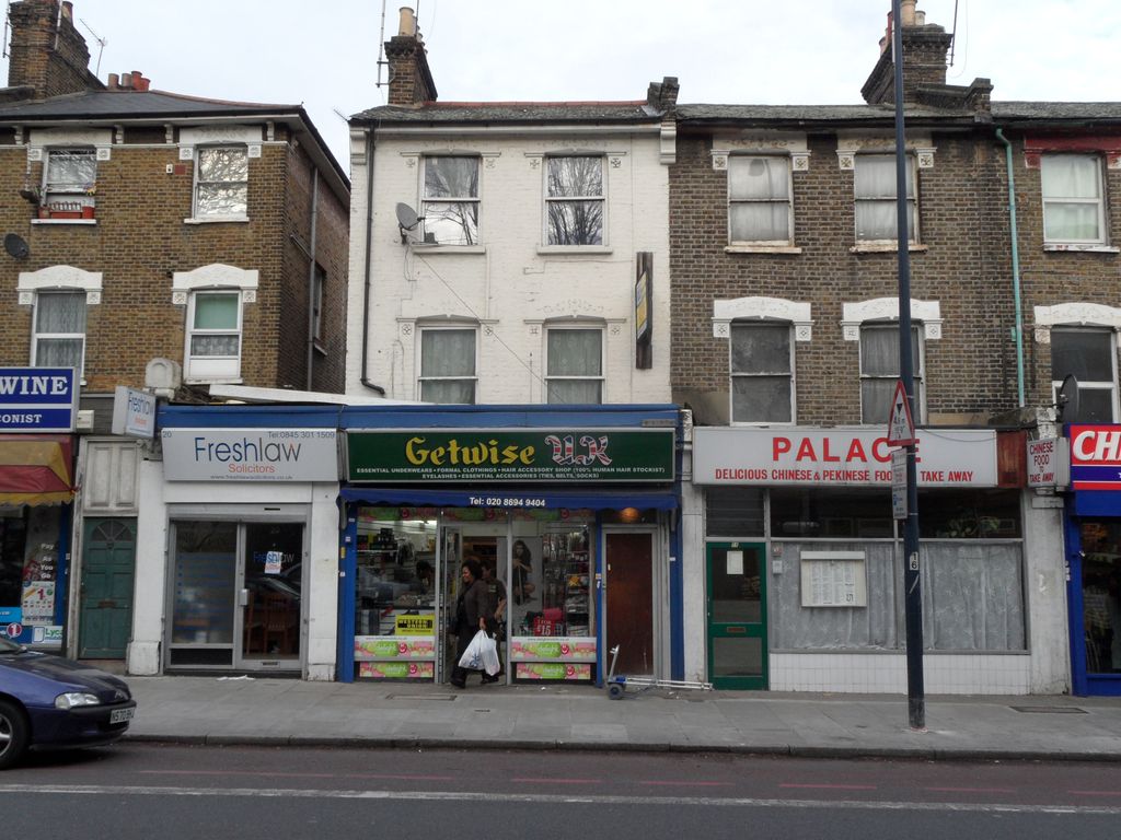 Property photo 1 of 6 20B Loampit Hill