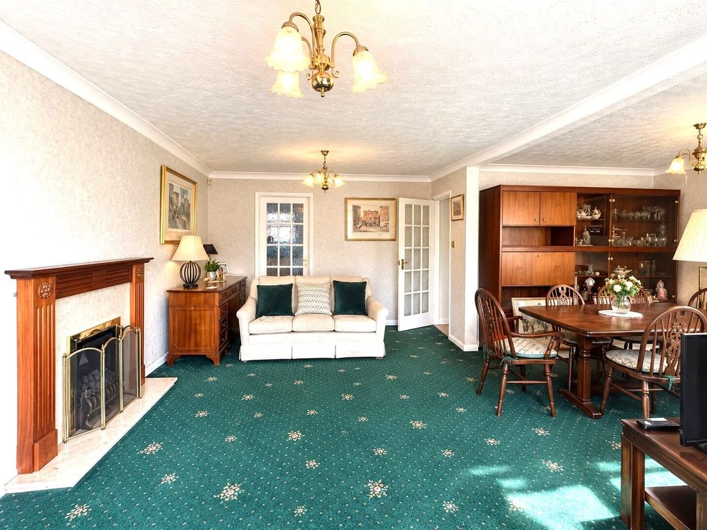 Property photo 2 of 21 Picture No. 27