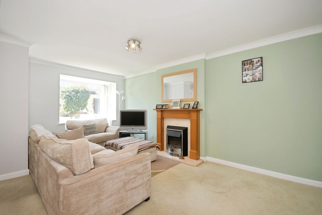 Property photo 2 of 17 Photo