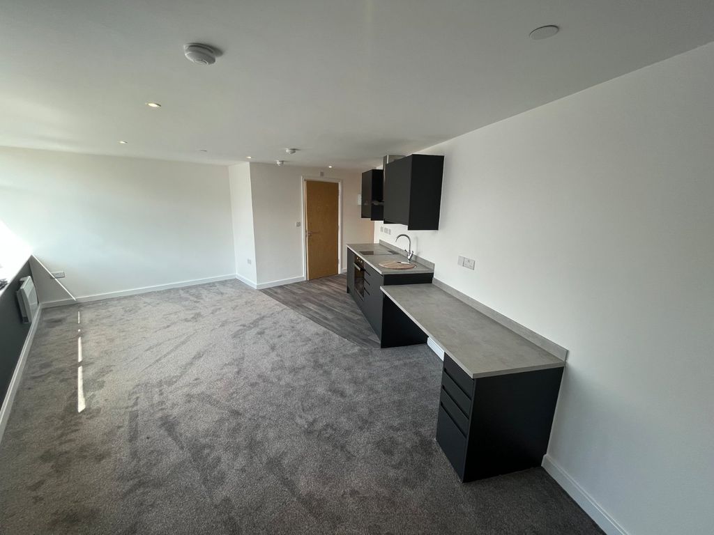 Property photo 3 of 4 Living Area