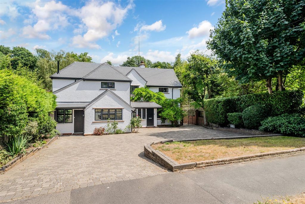 Property photo 1 of 31 Kingswood Road, 38 (12).Jpg
