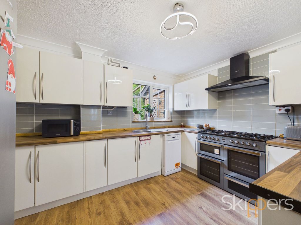 Property photo 2 of 24