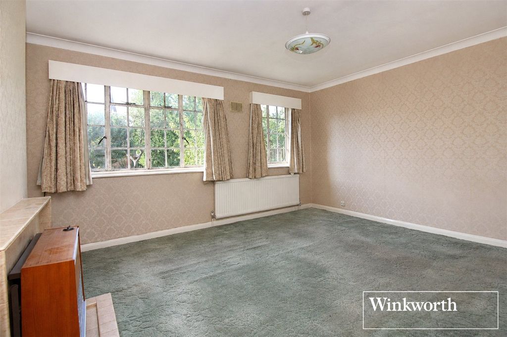 Property photo 2 of 12 Picture No. 26