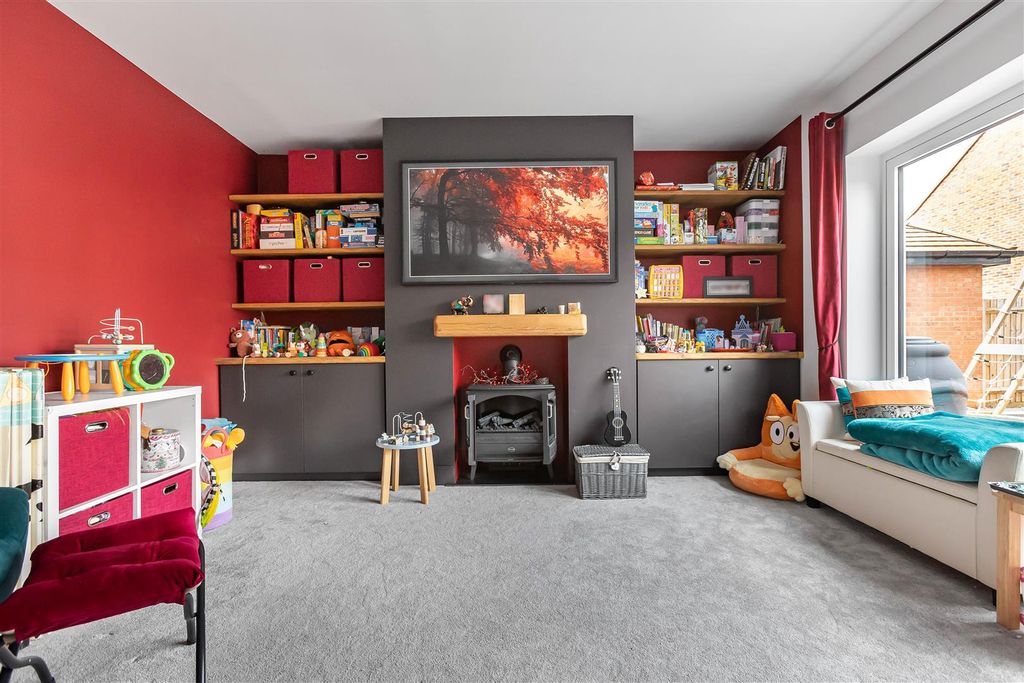 Additional image 6 of 4 bed detached house for saleThompson Way, Hertford SG13