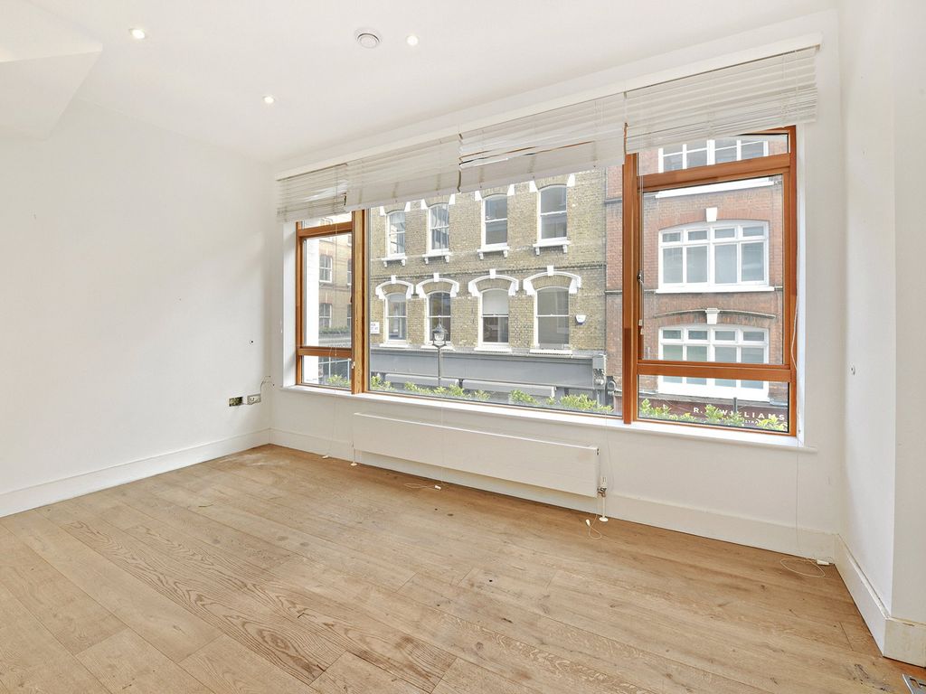 Property photo 1 of 12 Berwick Street